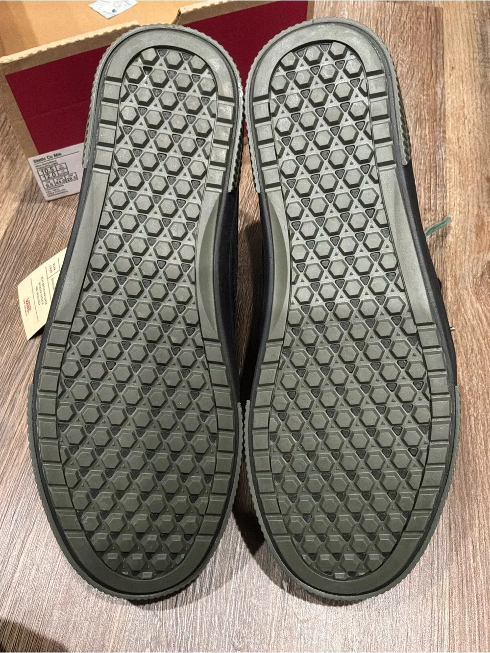 VNDS 2021 Vans STATIC Comfycush MTE WATER RESISTANT Black Gray Men’s Sz 10.5